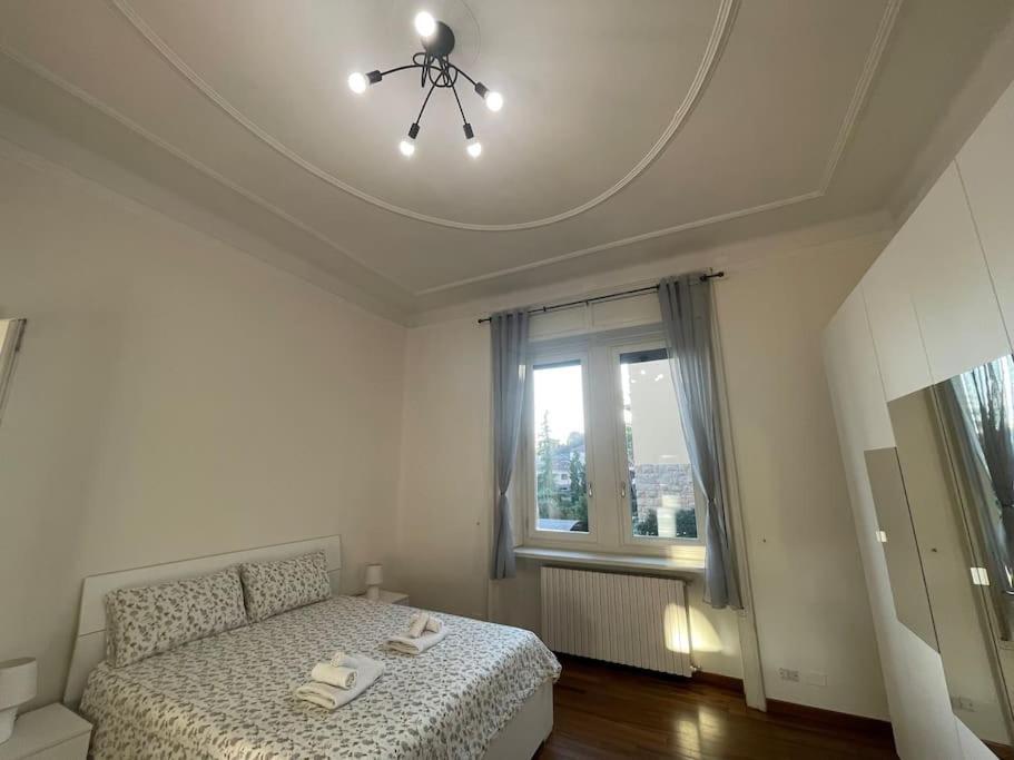 Bg Central President Suite Con Parcheggio - Vista Citta Alta Bergamo Eksteriør billede